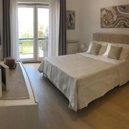 Bed & Breakfast The Place Piazza Lauro