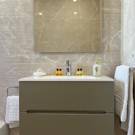 Bed & Breakfast The Place Piazza Lauro